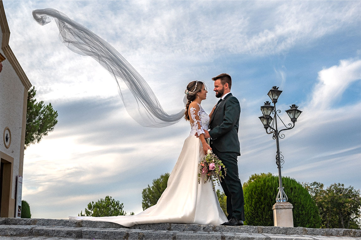 Arroz - Pétalos - Boda playa - Novios -  -  Jorge Molina Fotografia - Fotografo de bodas - Cabra (Córdoba) - Jorge  Molina Fotografía. Fotógrafo de bodas en Cabra.